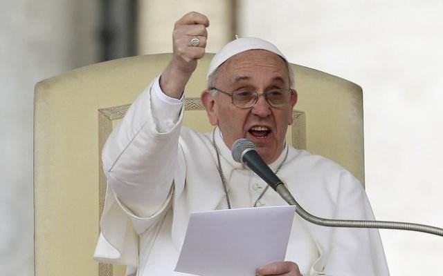 Em severa crítica à Igreja, Papa Francisco apresenta maior reforma do Vaticano em meio século